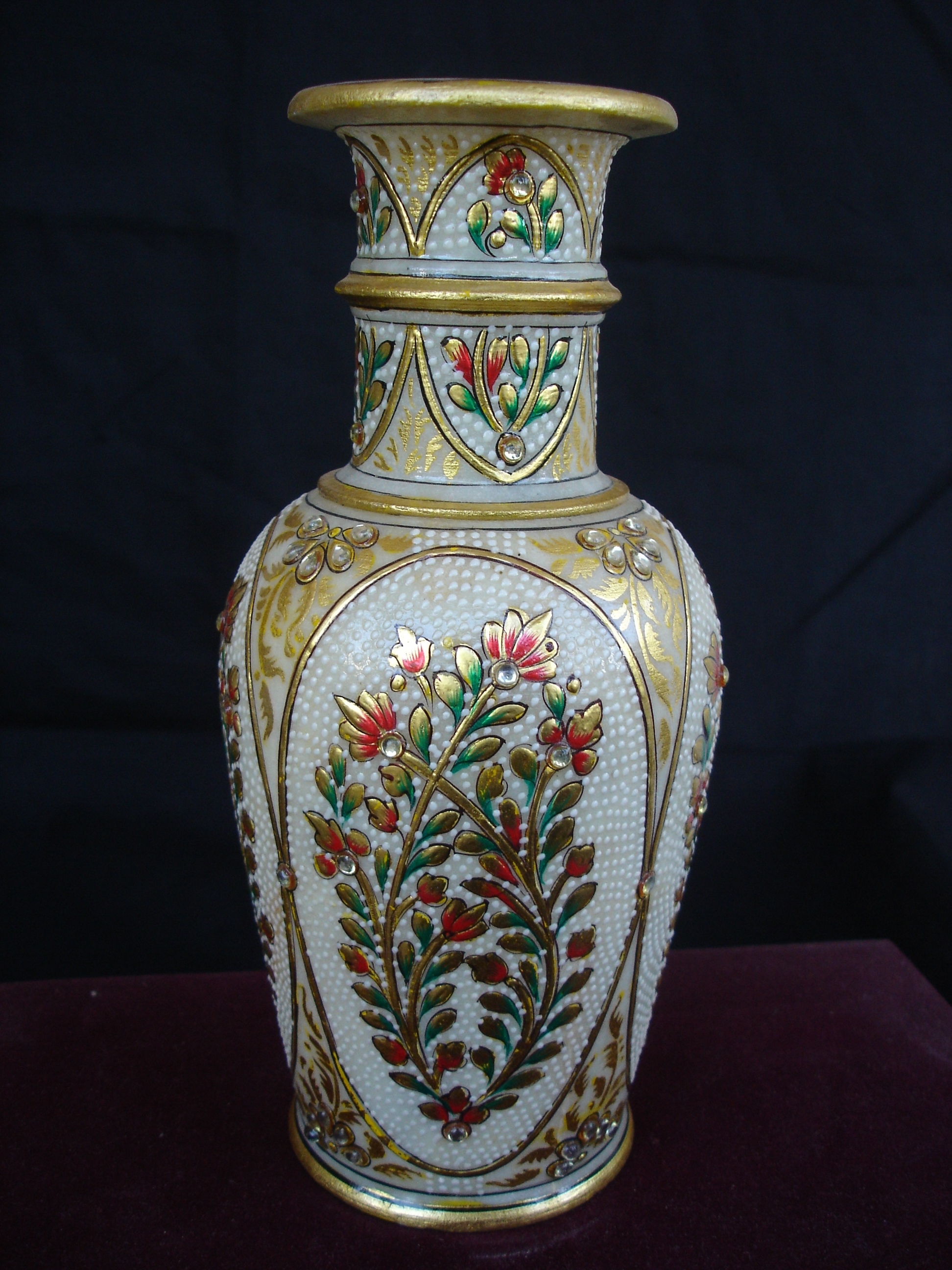 Manufacturers Exporters and Wholesale Suppliers of Marble Vase  With Gold Work 02 Jaipur Rajasthan