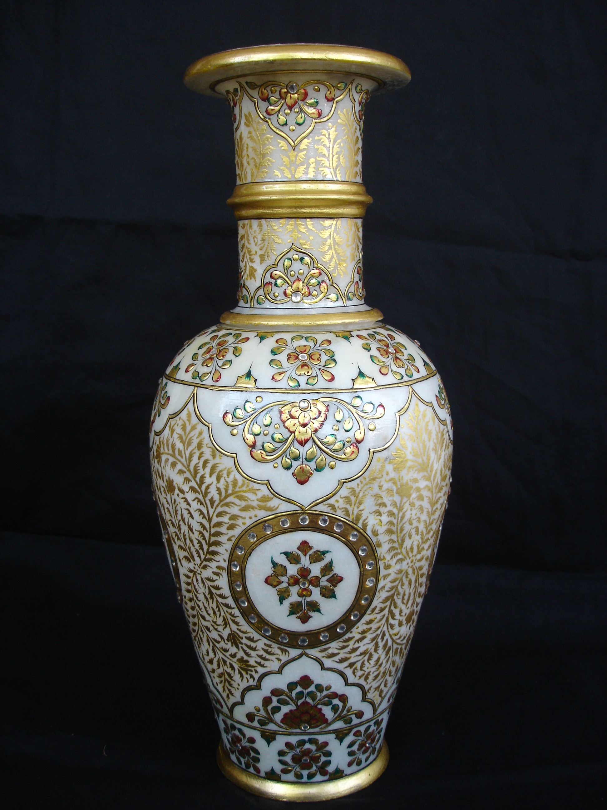 Manufacturers Exporters and Wholesale Suppliers of Marble Vase  With Gold Work Jaipur Rajasthan